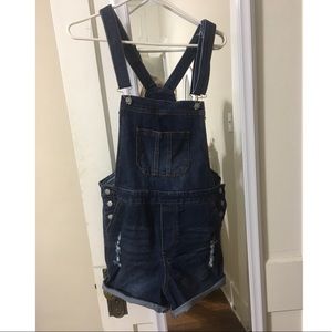Overall shorts